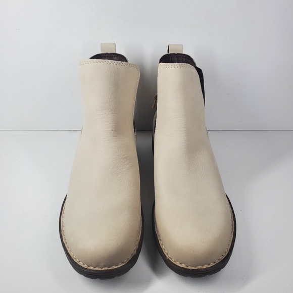 New Born Cove Cream White Leather Chelsea Boots - Picture 2 of 7